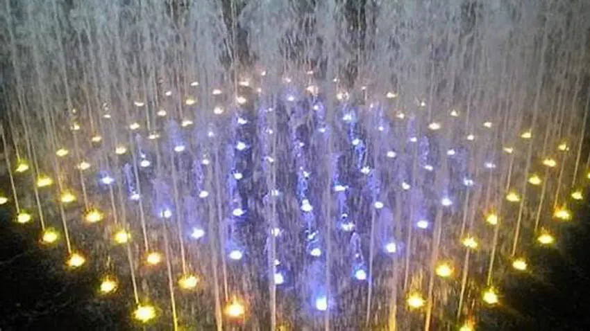 آبنمای زیرسطحی(کف خشک)